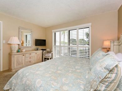 Siesta Key vacation Rental on Crescent Beach Remodeled.