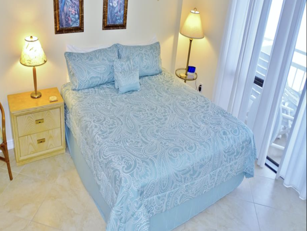 Marco Island Beachfront One Bedroom Vacation Rental