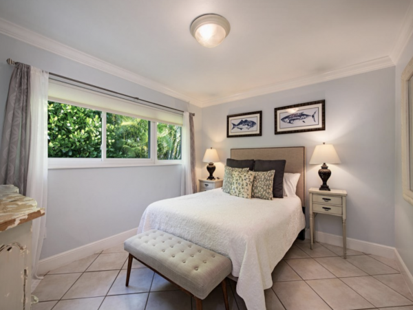Naples Vacation Home 5 Bedrooms, Sleeps 10 Guests Bay Views
