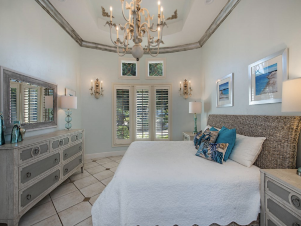 Naples Vacation Home 5 Bedrooms, Sleeps 10 Guests Bay Views