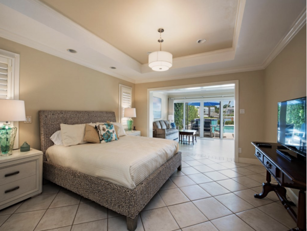 Naples Vacation Home 5 Bedrooms, Sleeps 10 Guests Bay Views
