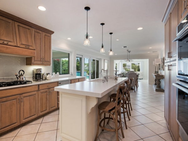 Naples Vacation Home 5 Bedrooms, Sleeps 10 Guests Bay Views