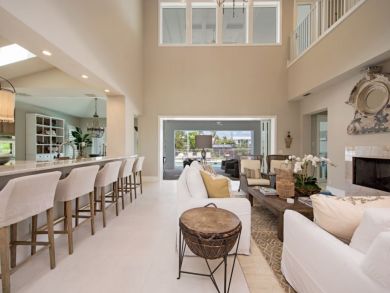 Waterfront 4 Bedroom Luxury Home with Private Pool in Old Naples