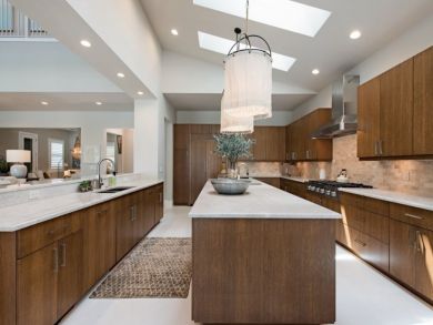 Waterfront 4 Bedroom Luxury Home with Private Pool in Old Naples