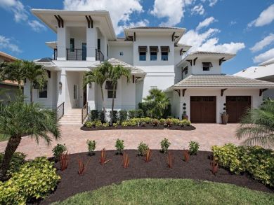 Waterfront 4 Bedroom Luxury Home with Private Pool in Old Naples