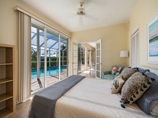 Naples Luxury Vacation Home Rental Three Bedrooms Sleeps 8