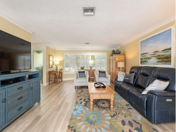 Great Three Bedroom Naples Home with Private Pool