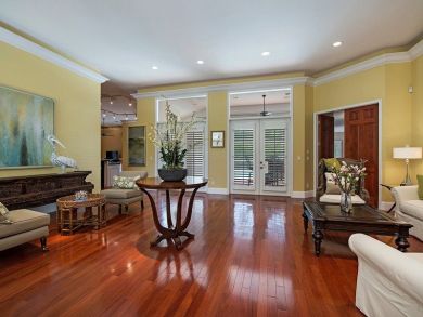 Naples Home 911266