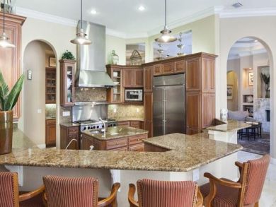 Naples Luxury Five Bedroom Vacation Home with Private Pool