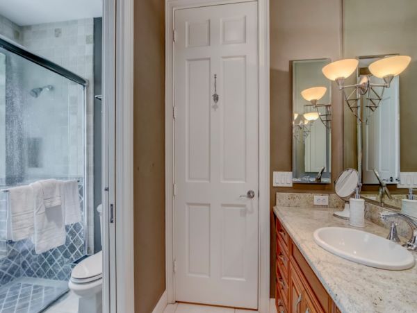 Short Walk to Beach Naples Vacation Home Sleeps 6 Guests