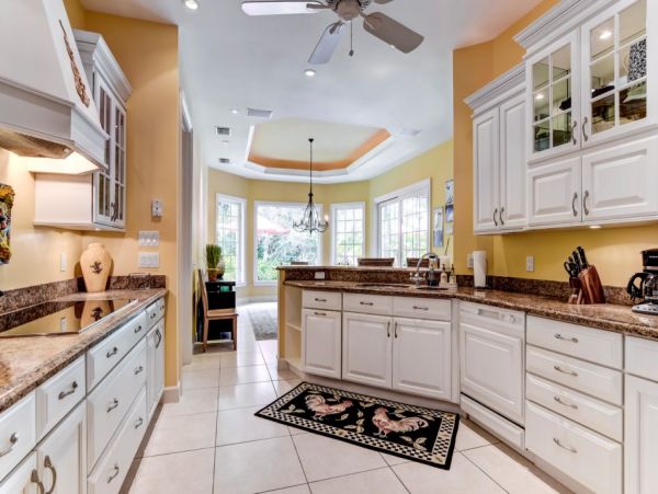 Short Walk to Beach Naples Vacation Home Sleeps 6 Guests
