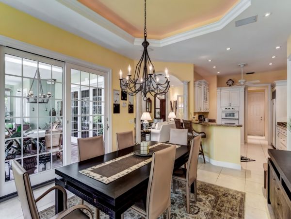 Short Walk to Beach Naples Vacation Home Sleeps 6 Guests
