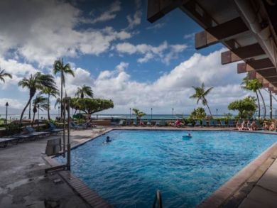 Maui Vacation Rental in Lovely Lahaina No car Needed
