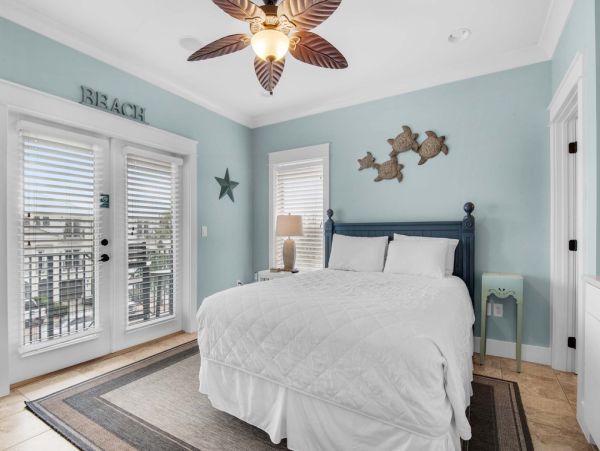 Miramar Beach Vacation Rental - Five Bedroom Home Private Pool & Master Suites
