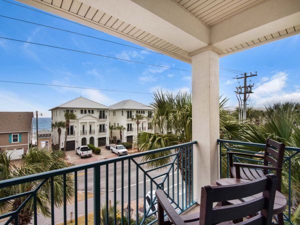Miramar Beach Vacation Rental - Five Bedroom Home Private Pool & Master Suites