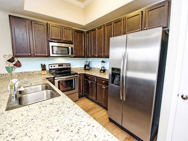 Miramar Vacation Condo Sleeps 8 Guests Short Walk To Beach