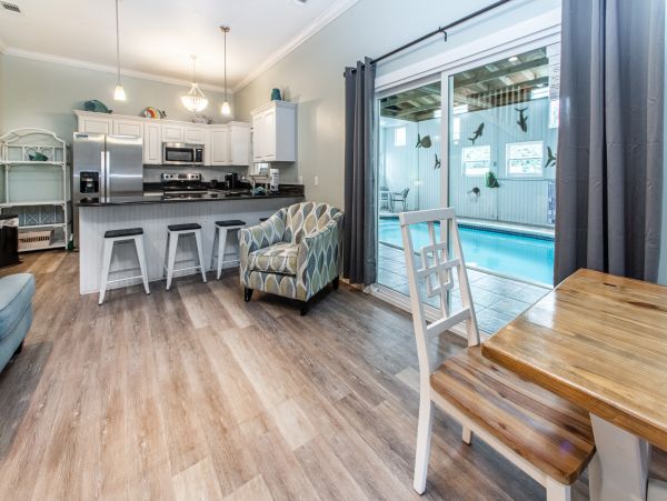 Short Walk to Beach Miramar Vacation Home Private Pool