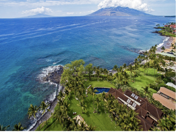 Sweeping Views From this Maui 7 Bedroom Luxury Mansion