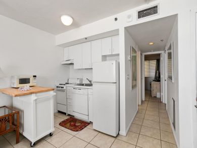 Marco Island Vacation Rental with Views, Value Pricing Pool