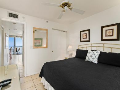 Marco Island Vacation Rental with Views, Value Pricing Pool
