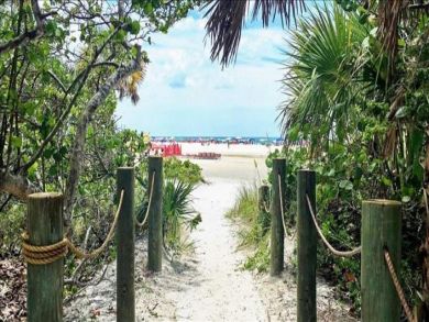 Siesta Key Vacation One Bedroom Condo Short Walk to Beach Siesta Key Vacation One Bedroom Condo Short Walk to Beach