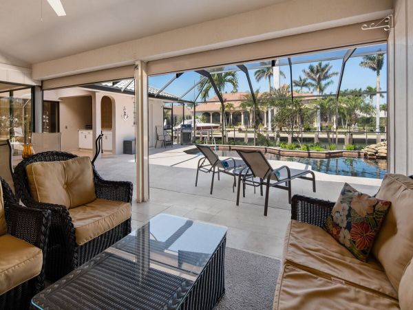 Marco Island 3 Bedroom Plus Den Bedroom Canal Front Vacation Rental