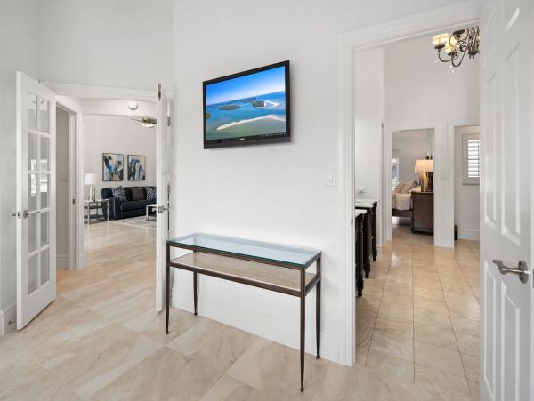 Marco Island 3 Bedroom Plus Den Bedroom Canal Front Vacation Rental