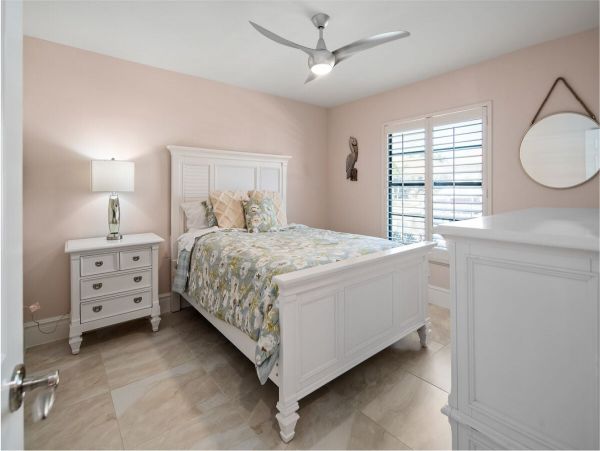 Marco Island 3 Bedroom Plus Den Bedroom Canal Front Vacation Rental