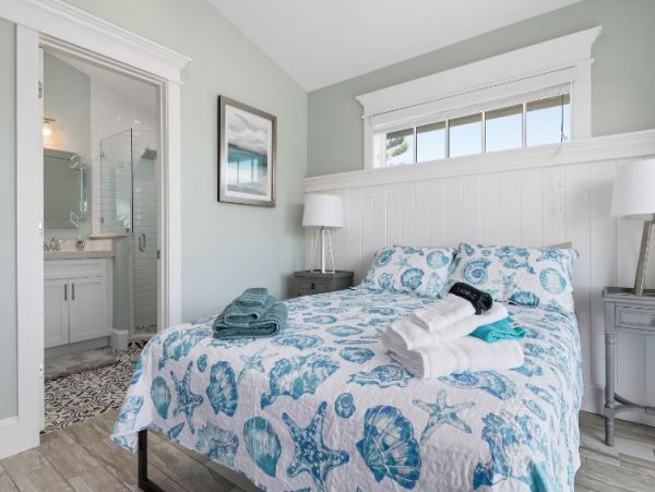 Large & Luxurious Anna Maria Island 7 Bedroom Rental