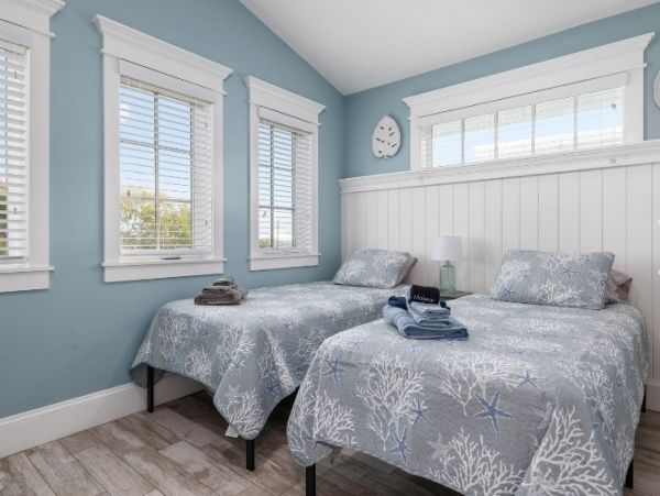 Large & Luxurious Anna Maria Island 7 Bedroom Rental