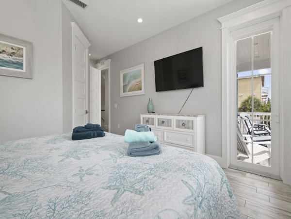 Large & Luxurious Anna Maria Island 7 Bedroom Rental