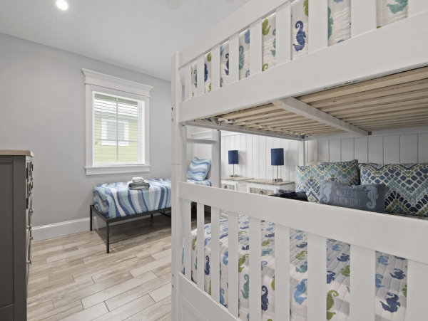 Large & Luxurious Anna Maria Island 7 Bedroom Rental