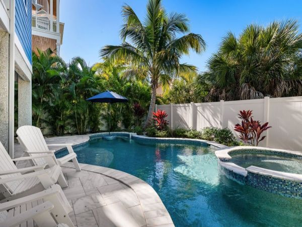 Large & Luxurious Anna Maria Island 7 Bedroom Rental