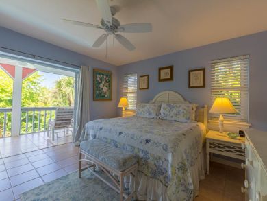 Five Bedroom Captiva Vacation Home Sleeps 12 Private Pool
