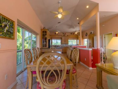 Five Bedroom Captiva Vacation Home Sleeps 12 Private Pool