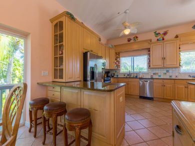 Five Bedroom Captiva Vacation Home Sleeps 12 Private Pool