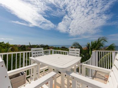Five Bedroom Captiva Vacation Home Sleeps 12 Private Pool