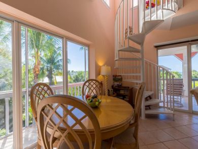 Five Bedroom Captiva Vacation Home Sleeps 12 Private Pool