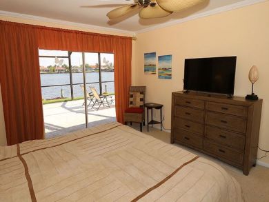 Cape Coral Vacation Rental Available Today