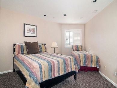 San Diego Beach Communities North Condo 911643