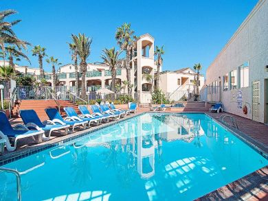 San Diego Beach Communities North Condo 911643