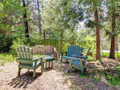 Mountain Retreat with Deck and Private Hot Tub Idylwild
