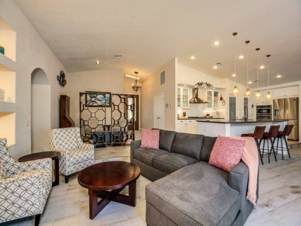 Charming 3 Bedroom Home Rental in Palm Desert California
