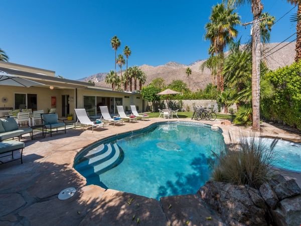 Luxury Palm Springs Rental Home with Pool Upscale Great Rate