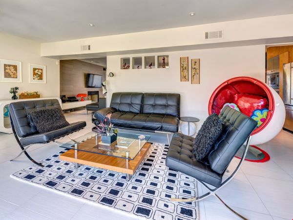 Luxury Palm Springs Rental Home with Pool Upscale Great Rate