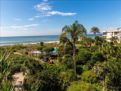 Longboat Key Vacation Condo with Views of the Gulf of Mexico