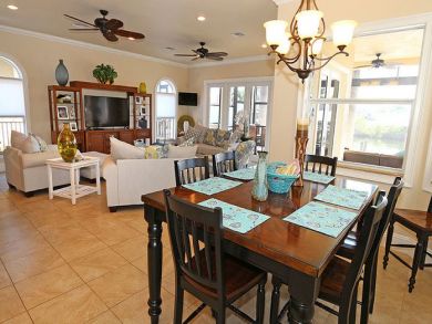 Cape Coral Vacation Rental Available Today