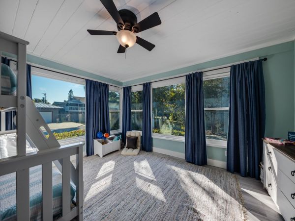 Siesta Key 3 Bedroom Vacation Pool Home Sleeps 8 Guests