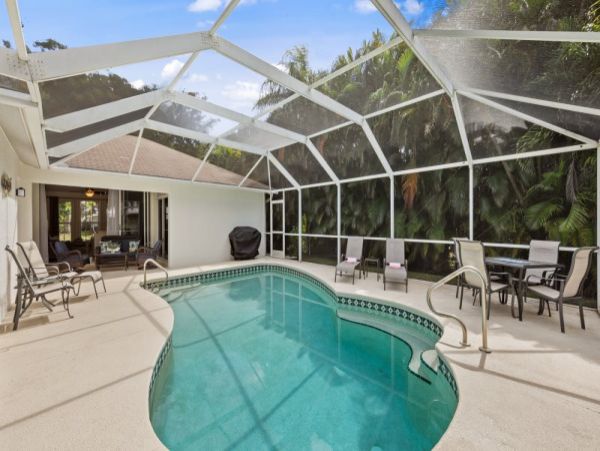 Siesta Key 3 Bedroom Vacation Pool Home Sleeps 8 Guests