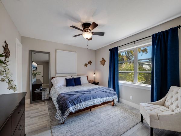 Siesta Key 3 Bedroom Vacation Pool Home Sleeps 8 Guests